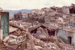 Torella dei Lombardi dopo il terremoto del 1980